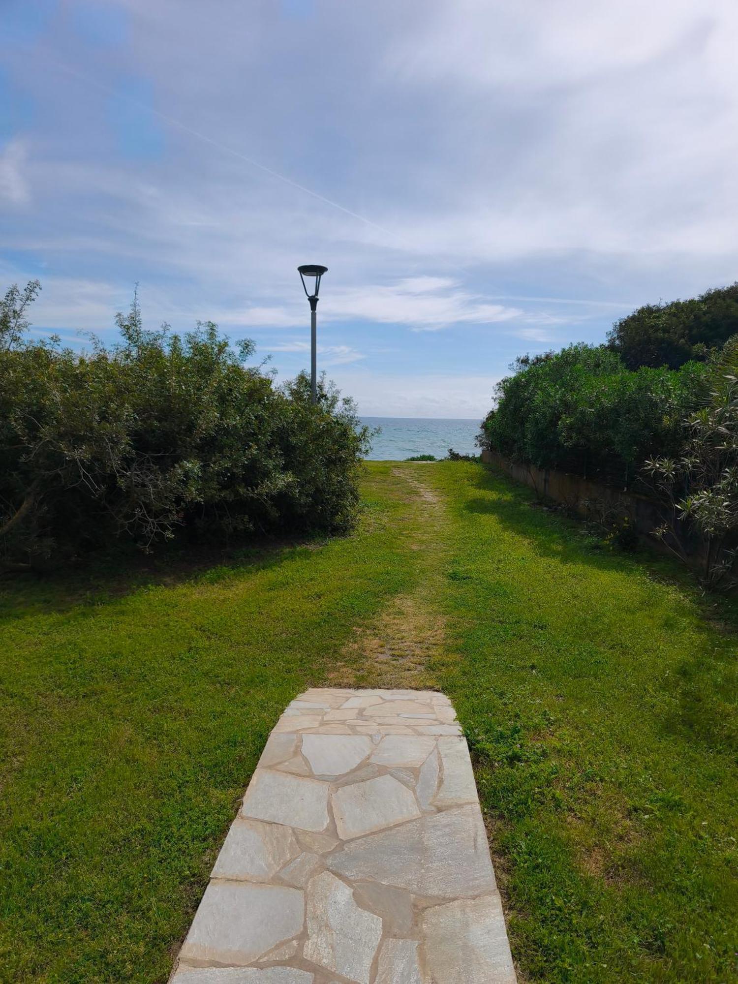 Appartement T2 Bord De Mer - Maria Beach Santa-Lucia-di-Moriani Exterior foto